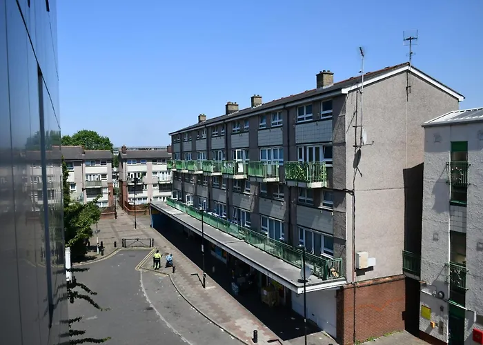 Spacious 2Bedroom Apartment In London City Airport
