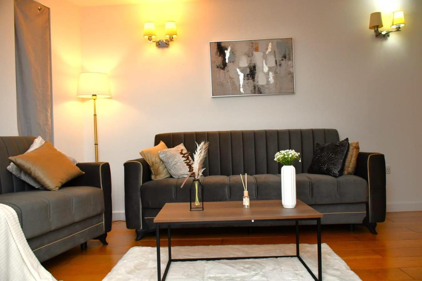 Apartamento Spacious 2bedroom In Airport *